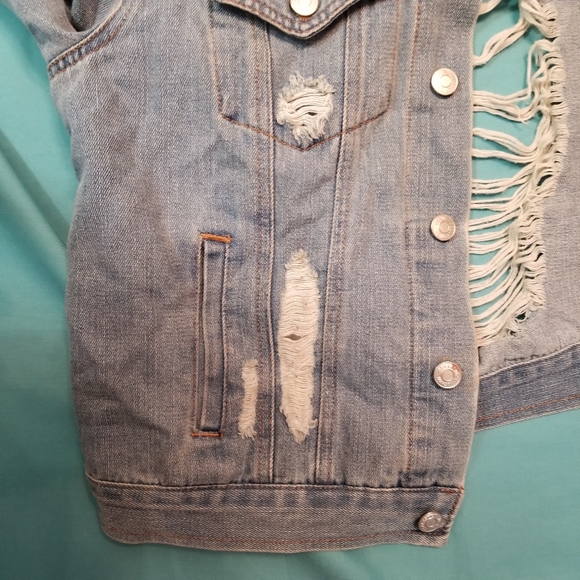 Destructive Jean Jacket - Picture 4 of 11